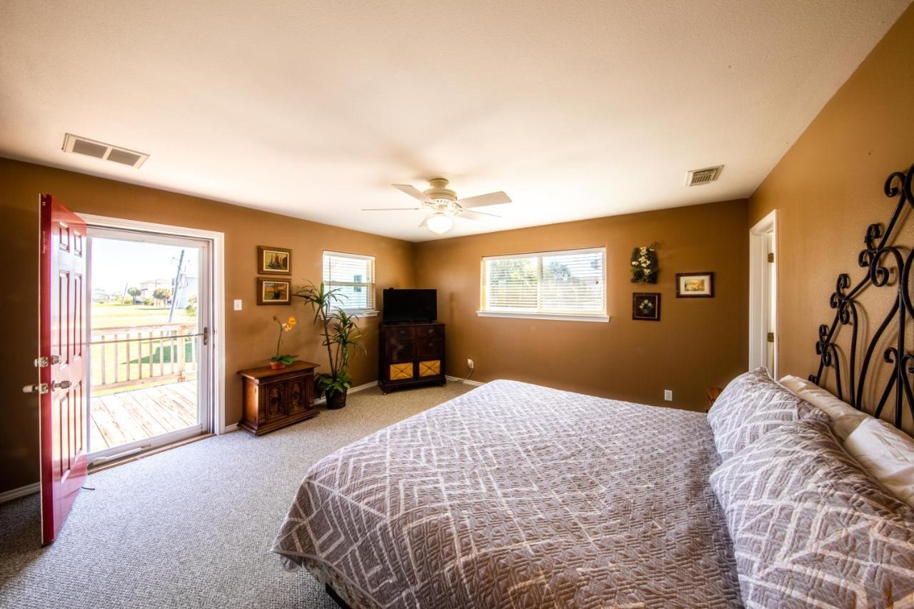 Relax At Our Beach Haven - Pet Friendly Galveston Exterior foto